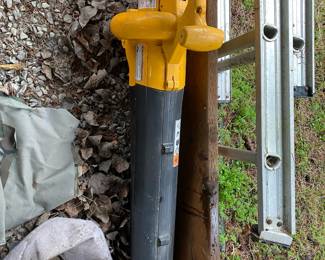 Yard man Blower Vacuum - YMESV1300