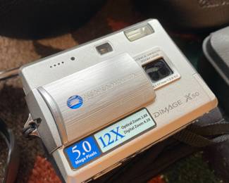 Konica Milota DiMage X50 Compact Digital Camera