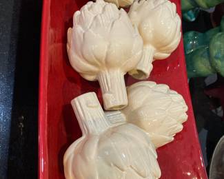 Set of 5 Cream Ceramic Artichoke Figurines