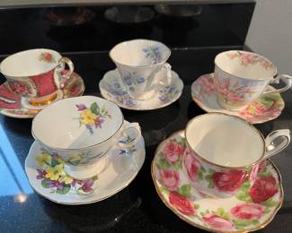 Royal Albert Tea Cup & Saucer with Yellow/Purple Floral Pattern, Royal Albert "Old English Rose" Tea Cup & Saucer, Royal Albert "Blossom Time" Tea Cup & Saucer
Paragon "By Appointment To Her Majesty The Queen" Teacup & Saucer, Royal Albert Tea Cup & Saucer with Blue Bells Floral Pattern