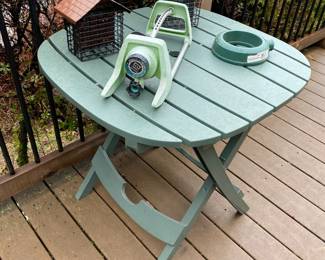 Foldable Green Plastic Patio Table
