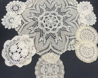 Lot 20+ Vintage Linen Tablecloths & More