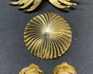 Lot 3 Jeri Lou Scarf Clip, Lisner Brooch, More