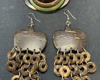 Lot 2 Faux Wood Earrings & Brooch