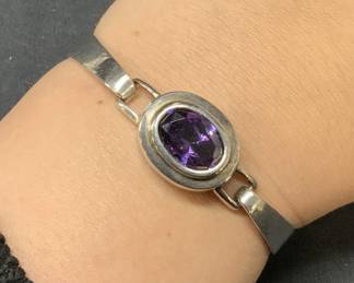 Silver Tone Amethyst Tn Glass Bracelet