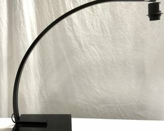 INTERTEK Arched Arm Metal Table Lamp 23.5in