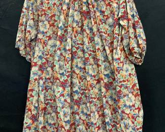 Vintage Floral Swing Dress with High Button Collar