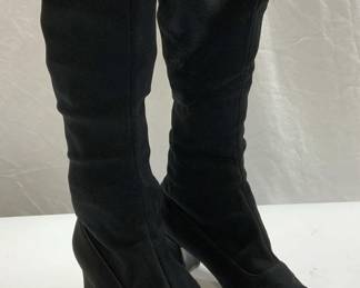 Black Stretch Slip On Heeled Boots