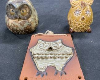 Lot 3 Ceramic Owl Tabletop Accessories