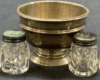 Lot 5 Sterling Silver Accessories & Salt Shakers