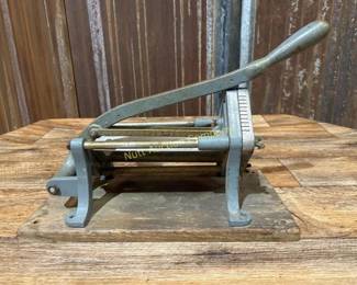 French fry cutter