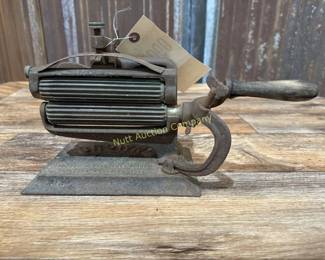 Fluting Cast Iron & Brass hand crank tool machine
