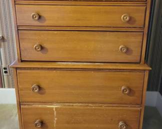 4 Drawer Dresser With Pull Out Desk Top