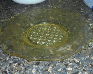 Vintage yellow depression glass platter 