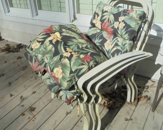 3 metal deck chairs w/cushions 