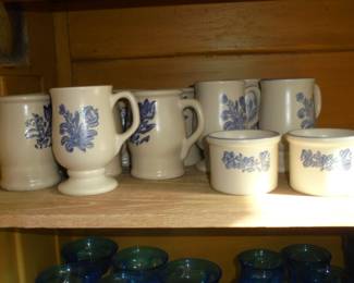Pfaltzgraff  7" mugs/4 smaller mugs/ 2 bowls