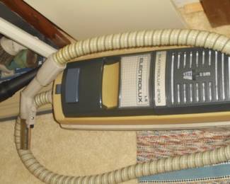 Electrolux vacuum w/attachments