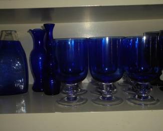 8 Cobalt blue stemmed glasses