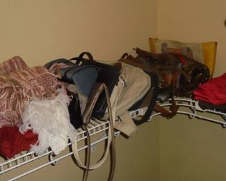 Handbags/purses