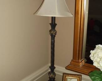 Floor lamp