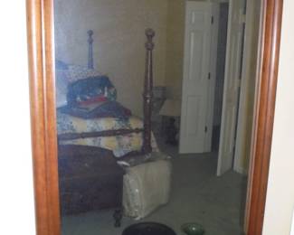 Wood  framed mirror w/scallop corners