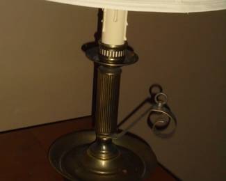 Candle holder style electric lamp