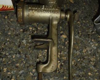 Vintage iron Universal #323 meat chopper