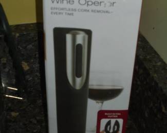 NIB Brookstone automatic wine opener