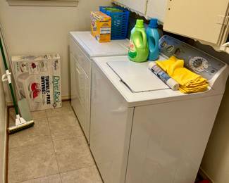 Nice Whirlpool & GE Washer & Dryer