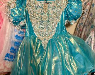 Pretty pageant dress