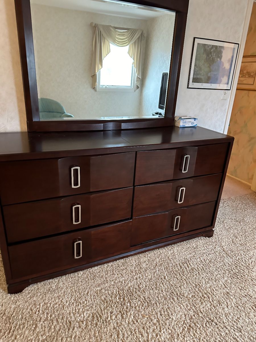 Town & Country Estate Sales in Wayne, NJ starts on 2/2/2024