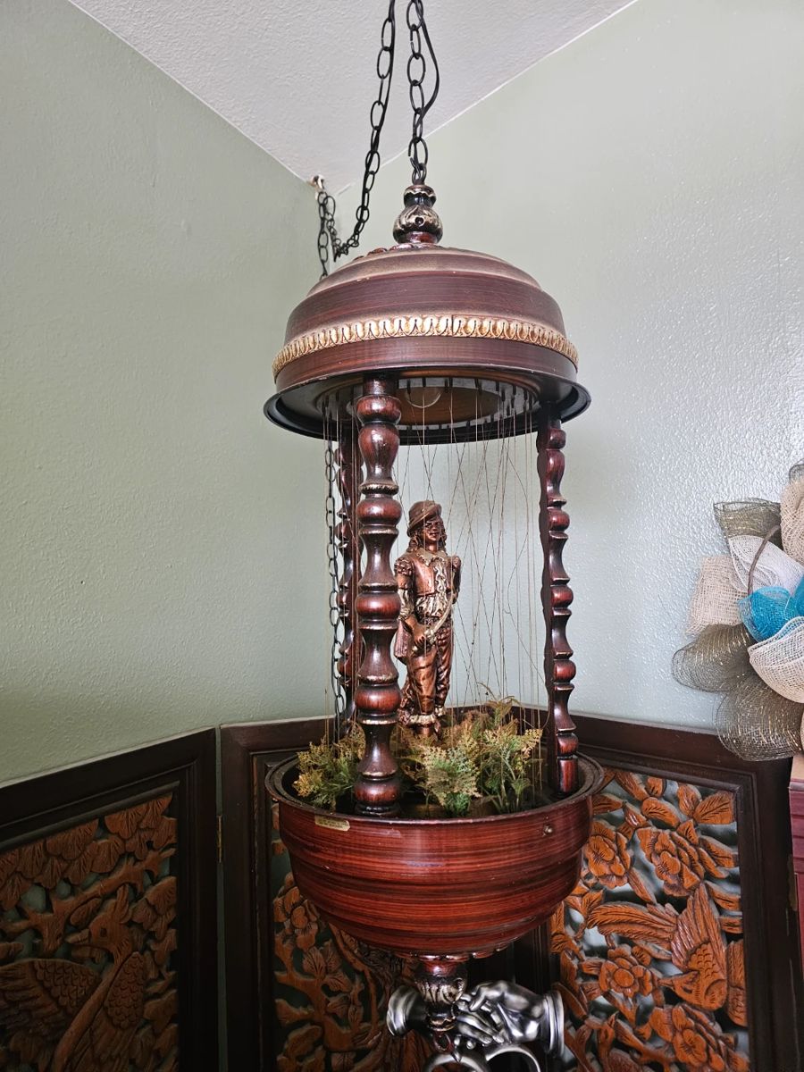 Vintage rain oil lamp