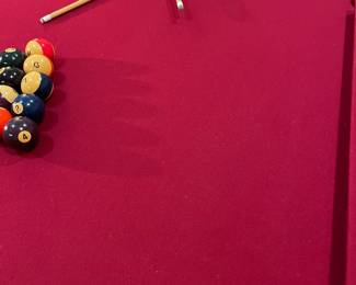 8 foot pool table in excellent condition - absolutely no marks or scratches