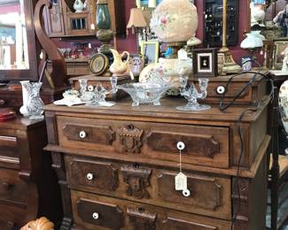 Mixed wood dresser.  Gone with the wind Lamp, crystal, hull, miniature picture, candelabras. Framed pictures, wall curio cabinet and more 