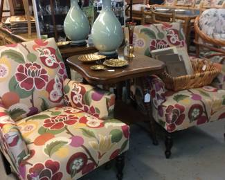 Look at these beautiful floral arm chairs.  Wonderful Antique Oak Table. Vintage lamp.  Full standing mirror