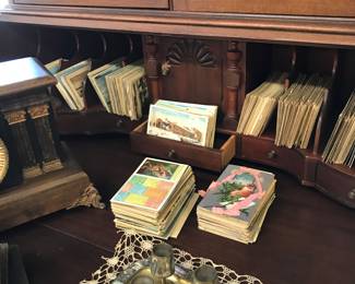 Wonderful postcards for you to browse through.  Nice abalone sake set