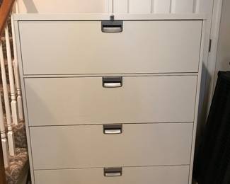 Like new Steelcase File cabinet with key