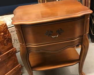 Nice little maple end table, trunks, mirrors