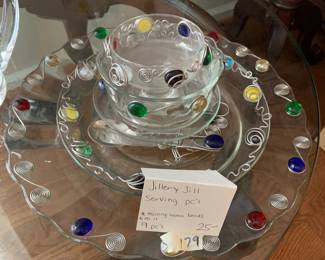 #179	jellery jil serving pc's missing some beads as is 9 pieces	 $25.00 
