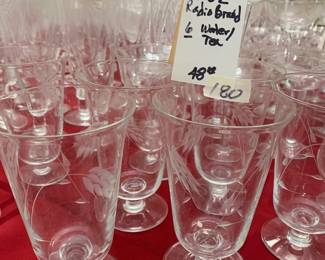 #185	crystal	RFGZ radio brand 6 water/tea glasses	 $48.00 			

