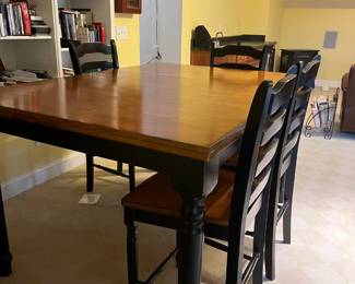 KH 301 Farmhouse style counter height table with 4 chairs and leaf. 48" square-66"x48"x36" high Chairs 24" seat height 42' total height As is (scratch) $300