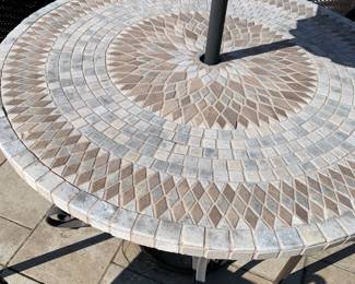 #79	Piar one round tall tile top patio table with 4 Hampton bay chairs plastic wicker and umbrella 43x30	 $100.00 
