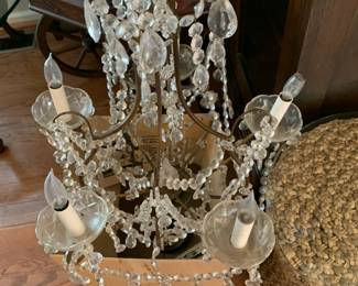 #120	5 lights crystal chandaler 	 $30.00 
