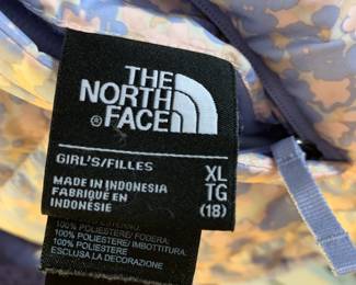 #109	North face xl girls reversable jacket purple 	 $20.00 
