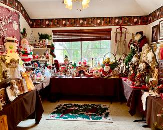 Another full room with Christmas!