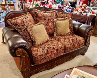 Matching 2 toned leather fabric sofa.