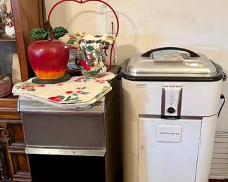 More apples!  Trash compacter and vintage Westinghouse Roaster.