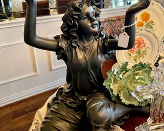 Love this statue!