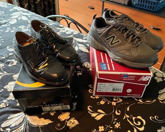 Men’s shoes. Like new.