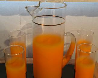 Vintage orange ombré Blendo pitcher & glasses.